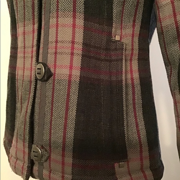 COLUMBIA coat - Picture 4 of 11